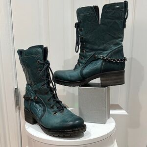 Dromedaris Kelsy Teal Blue Lace-Up Chain Distressed Leather Combat Boots Size 38